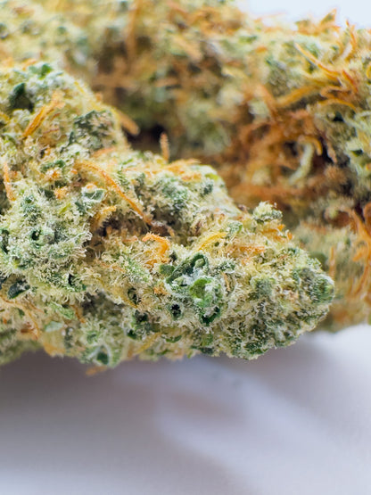 Hydroponic Mandarin cannabis light close